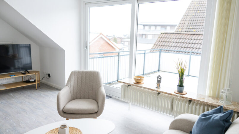 ferienwohnung-buesum-deichblick-butze-terasse.jpg