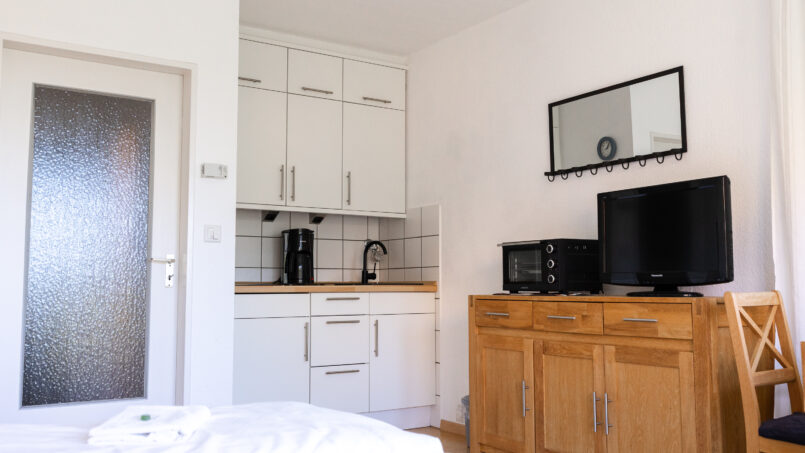 ferienwohnung-sankt-peter-ording-seeperle4-kueche.jpg
