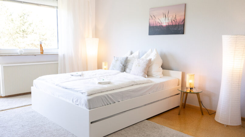 ferienwohnung-sankt-peter-ording-seeperle4-bett.jpg